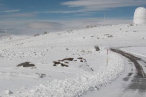 Imagen de la última nevada en Calar Alto. Se recomienda no subir al Observatorio si no es estrictamente necesario.