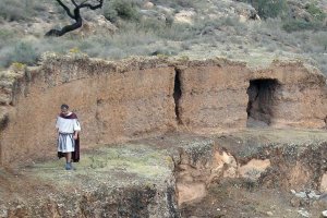 Recreación de una actuación en las ruinas del anfiteatro de Villavieja.
