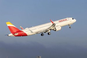 La compañía Iberia pone tope a los precios y se nota en el número de plazas que está vendiendo para ir a Madrid.
