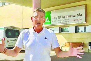 José Luis Sánchez Teruel en el Hospital de La Inmaculada