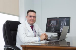 Martín García Pérez es un radiólogo que pertenece al círculo de presidentes de la Sociedad Americana de Radiología de Norteamérica.