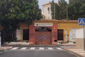 Una de las zonas abandonadas del edifico Doramar.