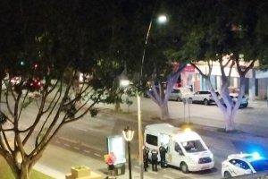 La ambulancia se hizo cargo del hombre tras su segundo desvanecimiento.