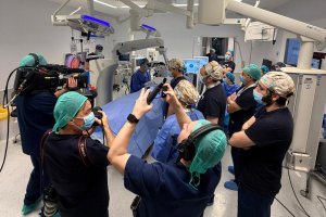 Qvision realiza una cirugía en directo en un Congreso Internacional.