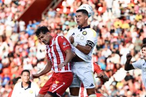 Cristiano Ronaldo visitó el Mediterráneo el pasado verano para jugar con el Al-Nassr.