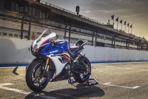 La GSX-R1000R representa la máxima expresión del ADN racing de Suzuki