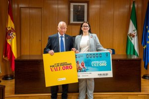 Presentación en Roquetas del Sorteo del Oro de la Cruz Roja.