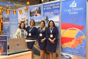 El equipo de Grupo Platinum durante su participación en ferias internacionales.