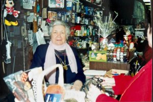 Francisca Mañas, la 'Francis', en uno de sus negocios en Nueva Jersey.