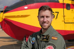 Teniente Juan Manuel Muñoz, piloto de uno de los hidroaviones que estuvieron en el incendio de Los Gallardos.