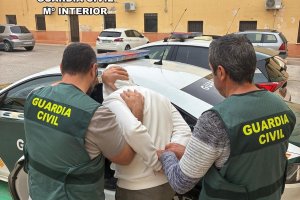 Momento de la detención por parte de la Guardia Civil