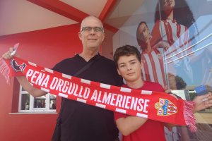 Los aficionados del Almería dan el sí al Almería y han cerrado una magnífica campaña de renovación de abonos.