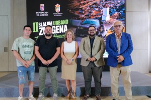 Foto de familia de la presentación del II I Slalom Urbano de Zurgena.