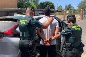 GUARDIA CIVIL - Archivo