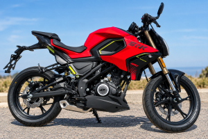 La QJMOTOR SRK 125J ofrece una imagen y un nivel de equipamiento propios de modelos de mayor cilindrada.