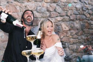 Emily Atack y Alistair Garner, el día de su boda en Mojácar.