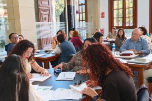 Alumnos durante una sesión formativa impartida por Innova Humana.