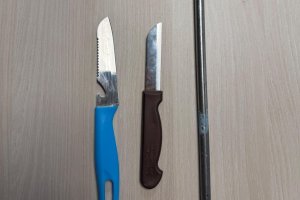 Armas portadas por el detenido.