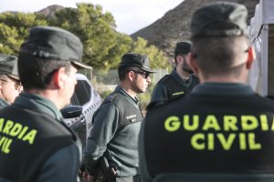 Agentes de la Guardia Civil que participan en el dispositivo de búsqueda.