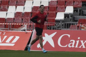 Tino Costa entrenando en el Estadio.