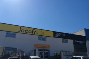 Fachada del nuevo Cash de Jocafri