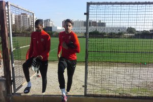 Iago Díaz, con Joaquín, este lunes después del entrenamiento.