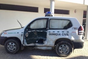 Imagen del vehículo en el que impactó el kamicaze.