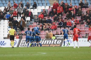 Los jugadores del Getafe celebran un gol de pizarra.