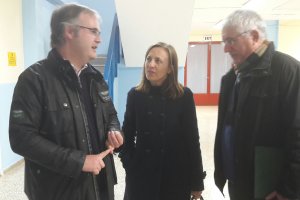Francisca Fernández, delegada de Educación, ayer durante su visita al centro Diego Velázquez.