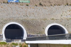 Imagen de los túneles tapiados en Sorbas.