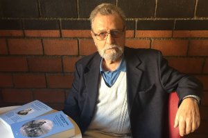 De paula mantendrá un encuentro con los lectores esta tarde en Bibabuk.