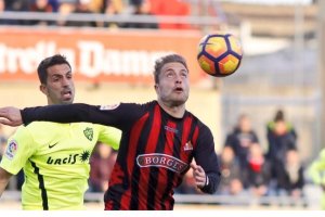 Isidoro en una jugada.