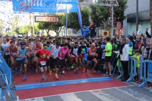 Un total de 1.100 corredores participaron ayer en la prueba.