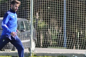 El Cádiz recupera efectivos para recibir al Almería.