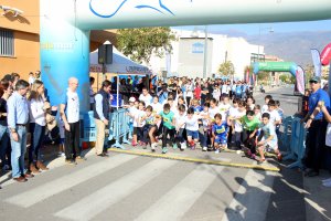 Salida de la carrera infantil en la edición del año pasado.