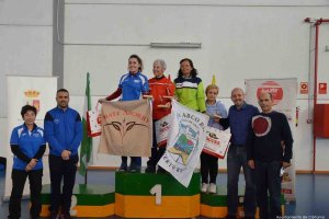 El podio con la campeona.