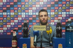 Michu en rueda de prensa.
