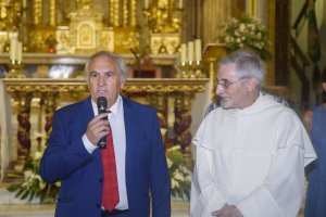 El presidente sabe que si falla algo siempre nos quedará la Patrona.