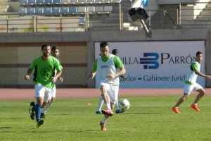 Sergio Martín entrenando con el CD El Ejido (Fran García)