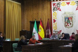 Ayer se celebró sesión de la Comisión Municipal del Mercado Ambulante.