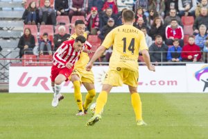 Ximo en una jugada del Almería-Girona 2015-16.