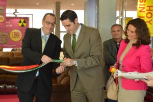 Diego Forriol junto al concejal Juan José Alonso.