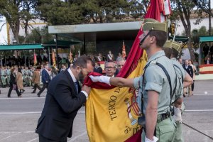 Jura de personal civil en Viator en enero
