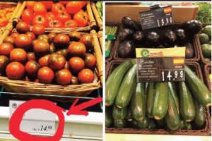 Tomates y calabacines de Almería, ayer, en un supermercado berlinés.