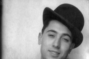 Francisco Rubira cerezo le enseñó el oficio a su hijo Joaquín, que en los años 50 llevaba el reloj de la Catedral, el de San Sebastián y la Estación 