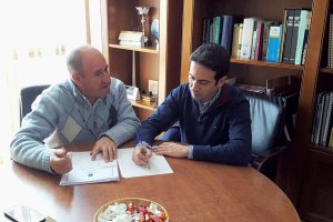 Reunión entre alcalde y diputado.