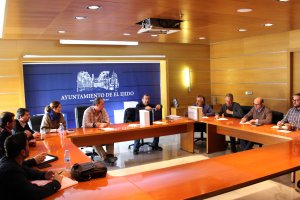 Mesa de Contratación Técnica reunida esta mañana en el ayuntamiento de El Ejido.