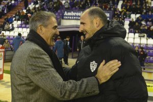 Paco Herrera es la veteranía en Segunda y Soriano el debutante.