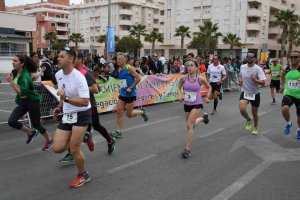 Llegando a meta en la carrera del año pasado.