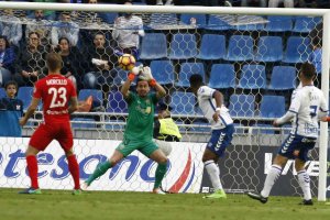 Casto evitó el 2-0.